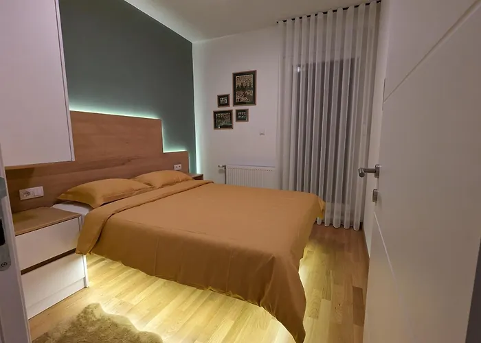 Teo Divcigora Дивчибаре