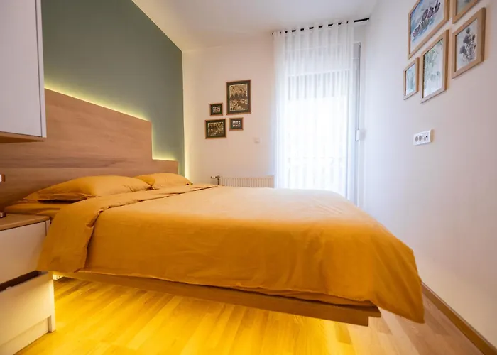 Teo Divcigora Апартаменты *